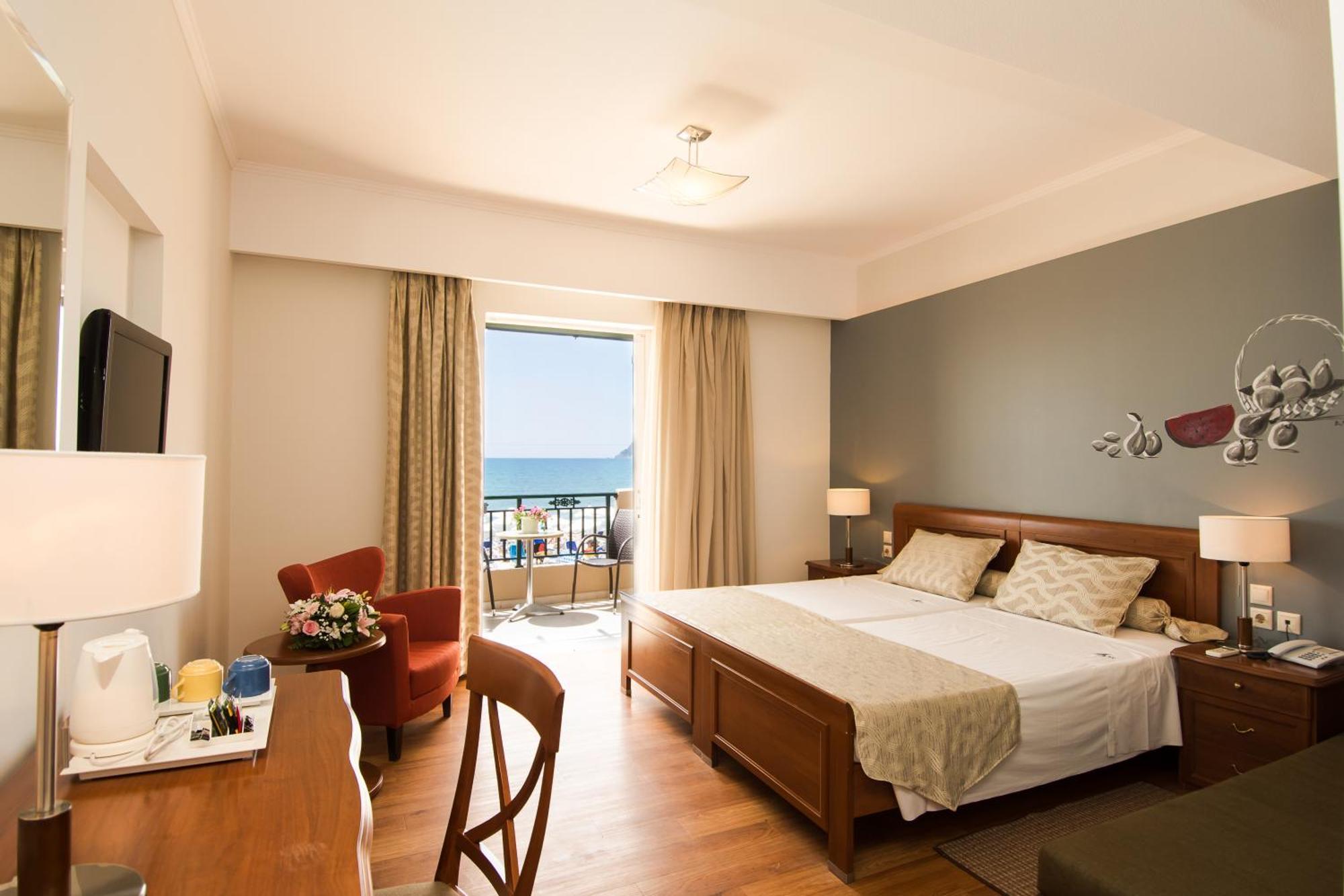 Mediterranean Beach Resort Laganas Exterior photo