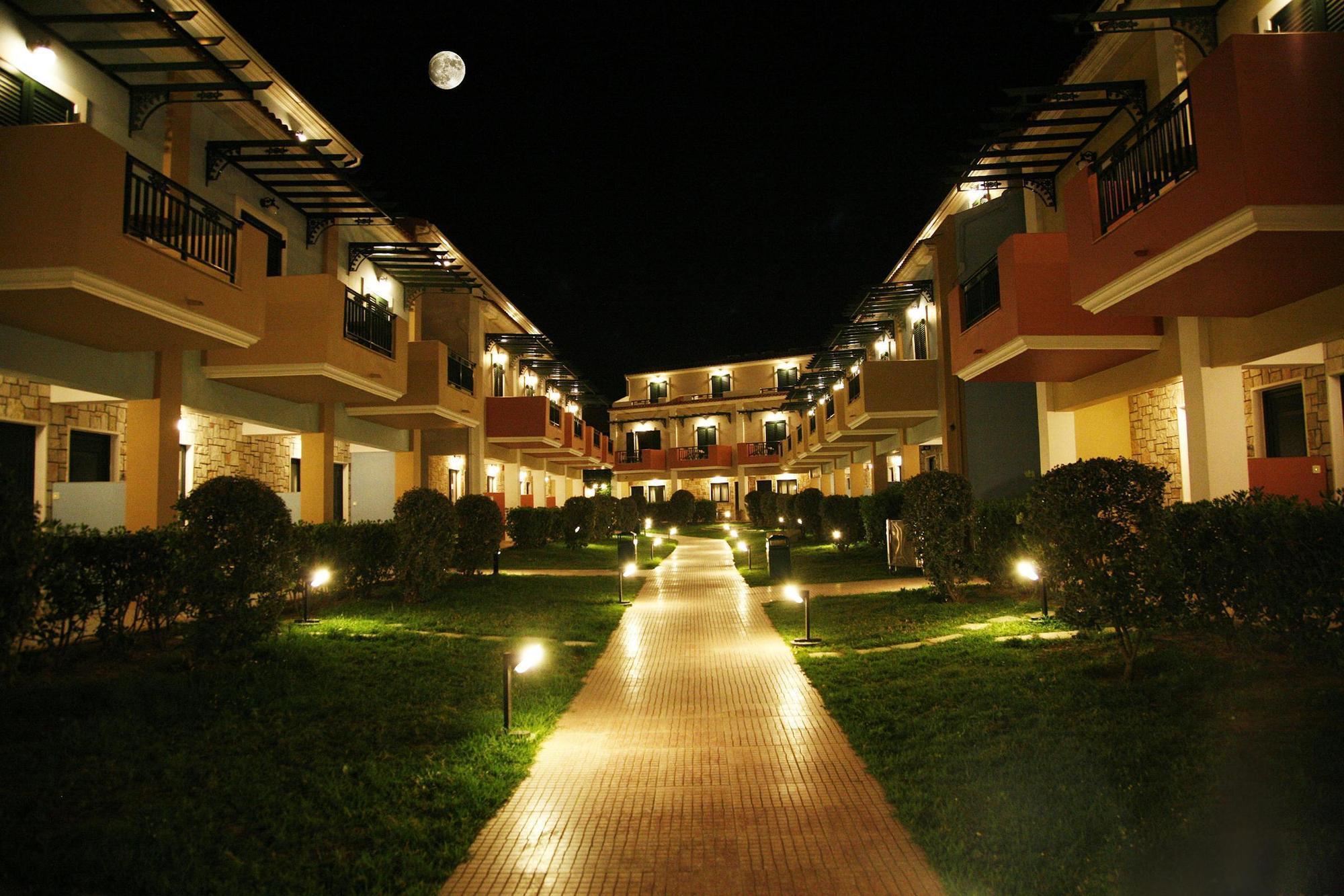 Mediterranean Beach Resort Laganas Exterior photo