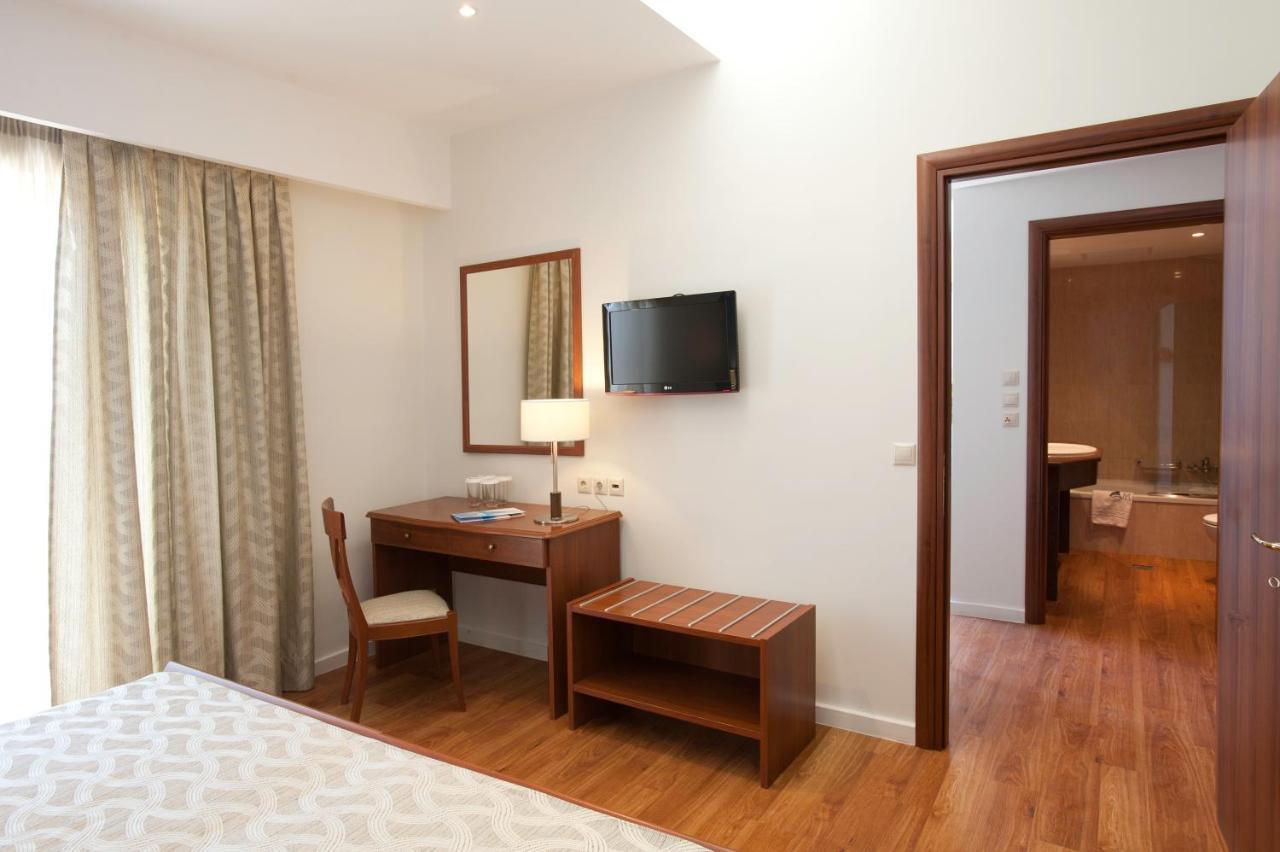 Mediterranean Beach Resort Laganas Room photo